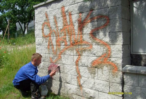 Usuwanie graffiti - 10 - 1