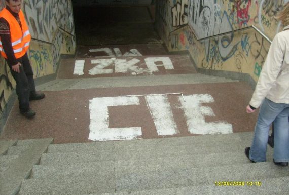 Usuwanie graffiti - 16 - 14