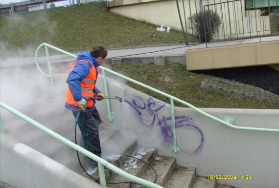 Usuwanie graffiti - 16 - 7