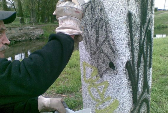 Usuwanie graffiti 3-1