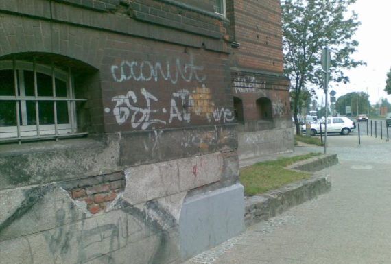 Usuwanie graffiti - 13 - 24
