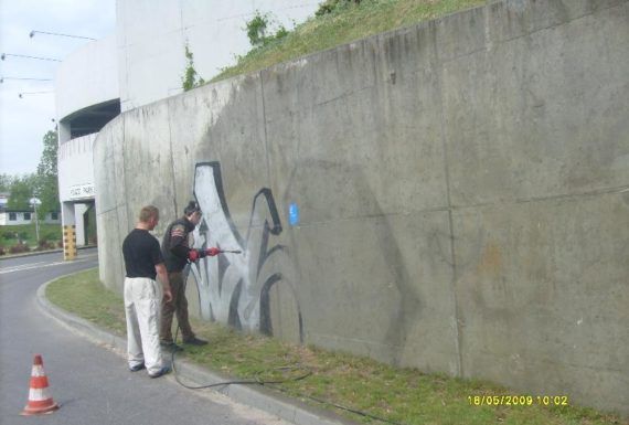 Usuwanie graffiti - 9 - 14